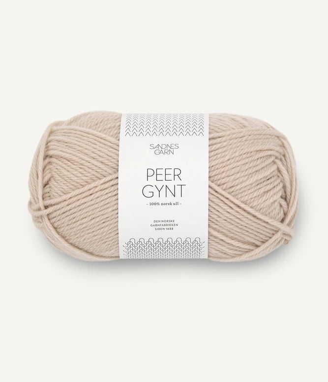 PetiteKnit Weekend Hat - Knitting Kit in Peer Gynt