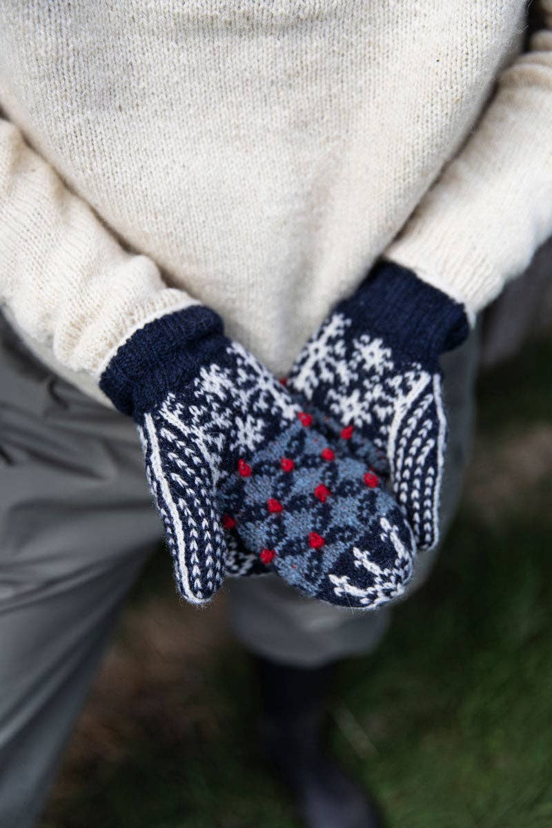 Laine Publishing - Tukubook - Knitting Book