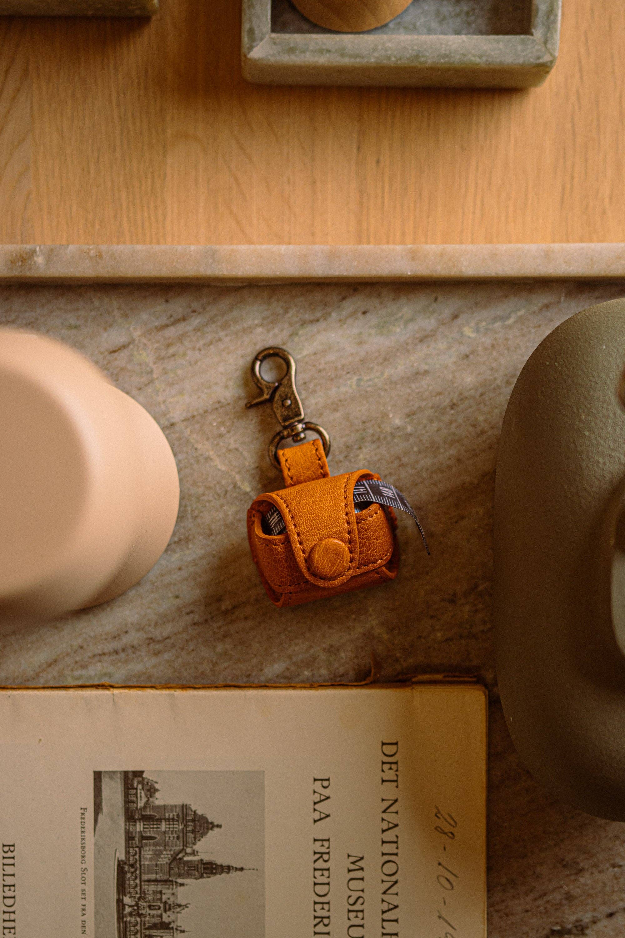 muud - Malmö Hook Tape Case