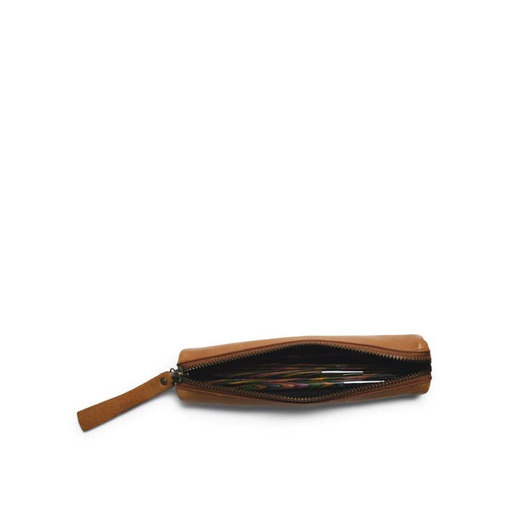 muud Hee - Handmade Leather Needle Case