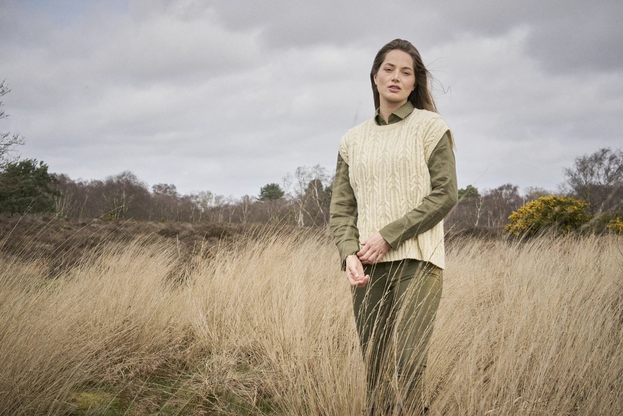 The Bramble & Fleece Thistle Slipover, seamless cabled slipover in Wooltrace DK