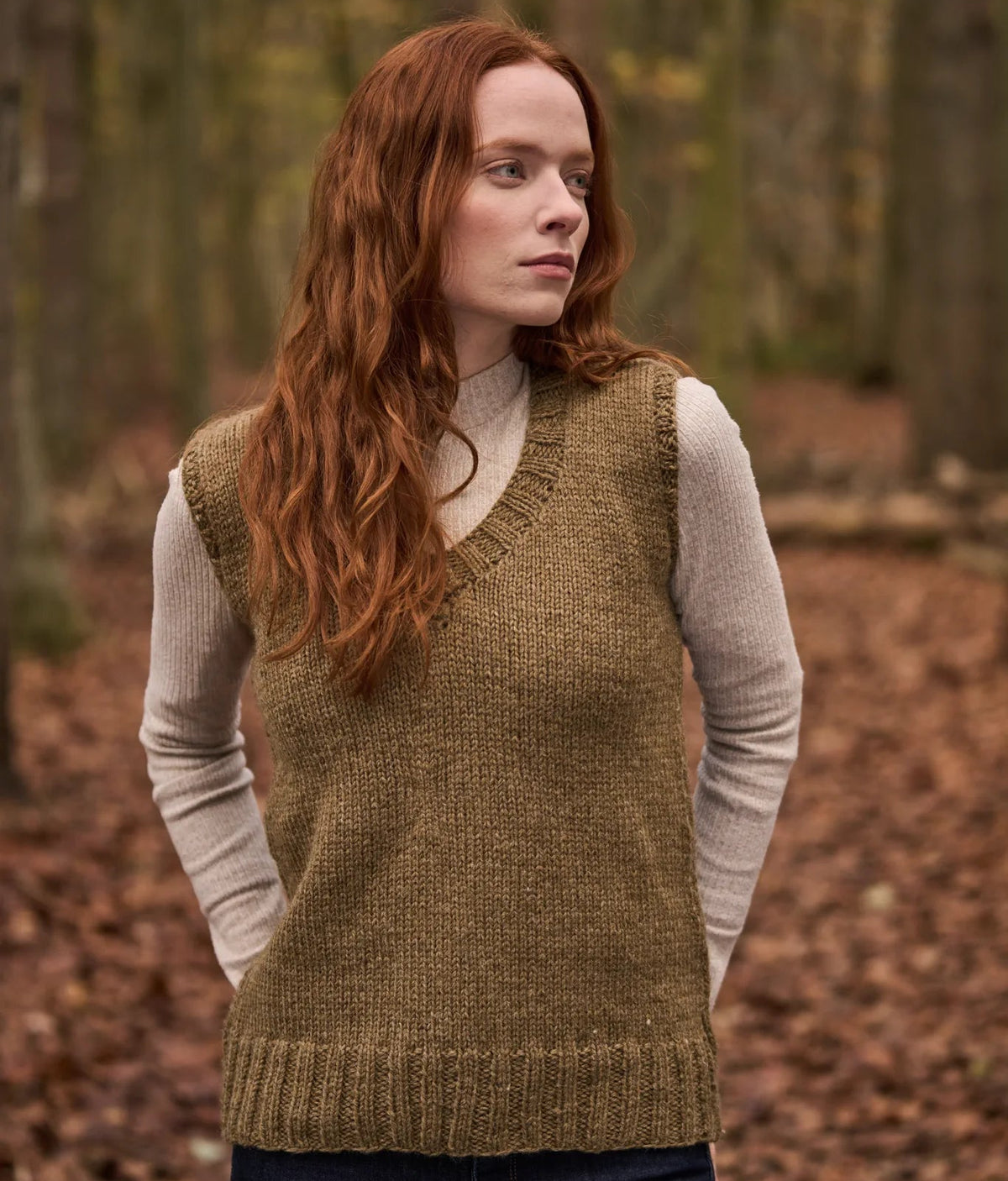 The Bramble & Fleece York Tank, a V-neck slipover in Sheepsoft DK held double