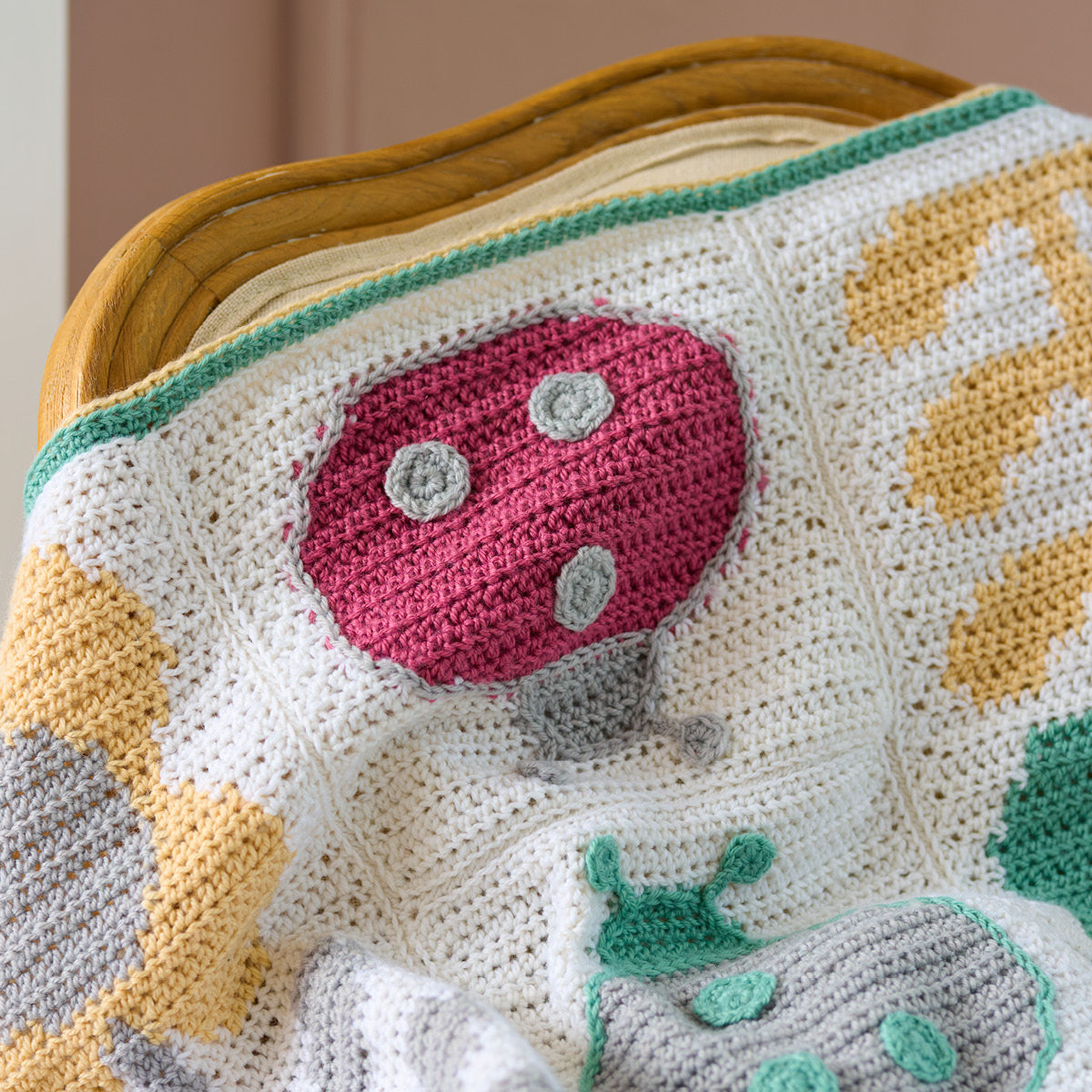 Ladybug Baby Blanket - Crochet Kit