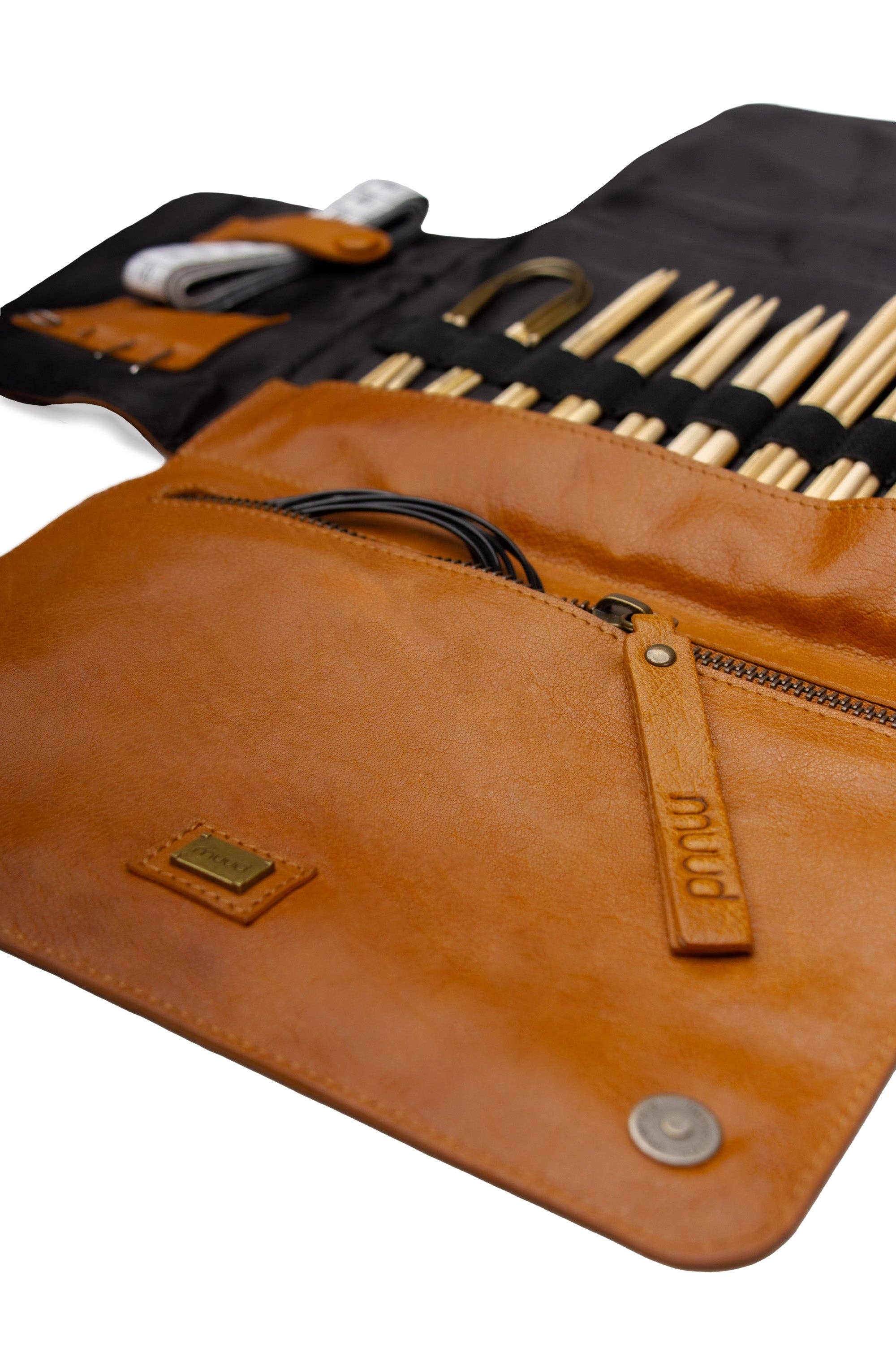 muud - Gro Crossbody Case for Hooks & Needles