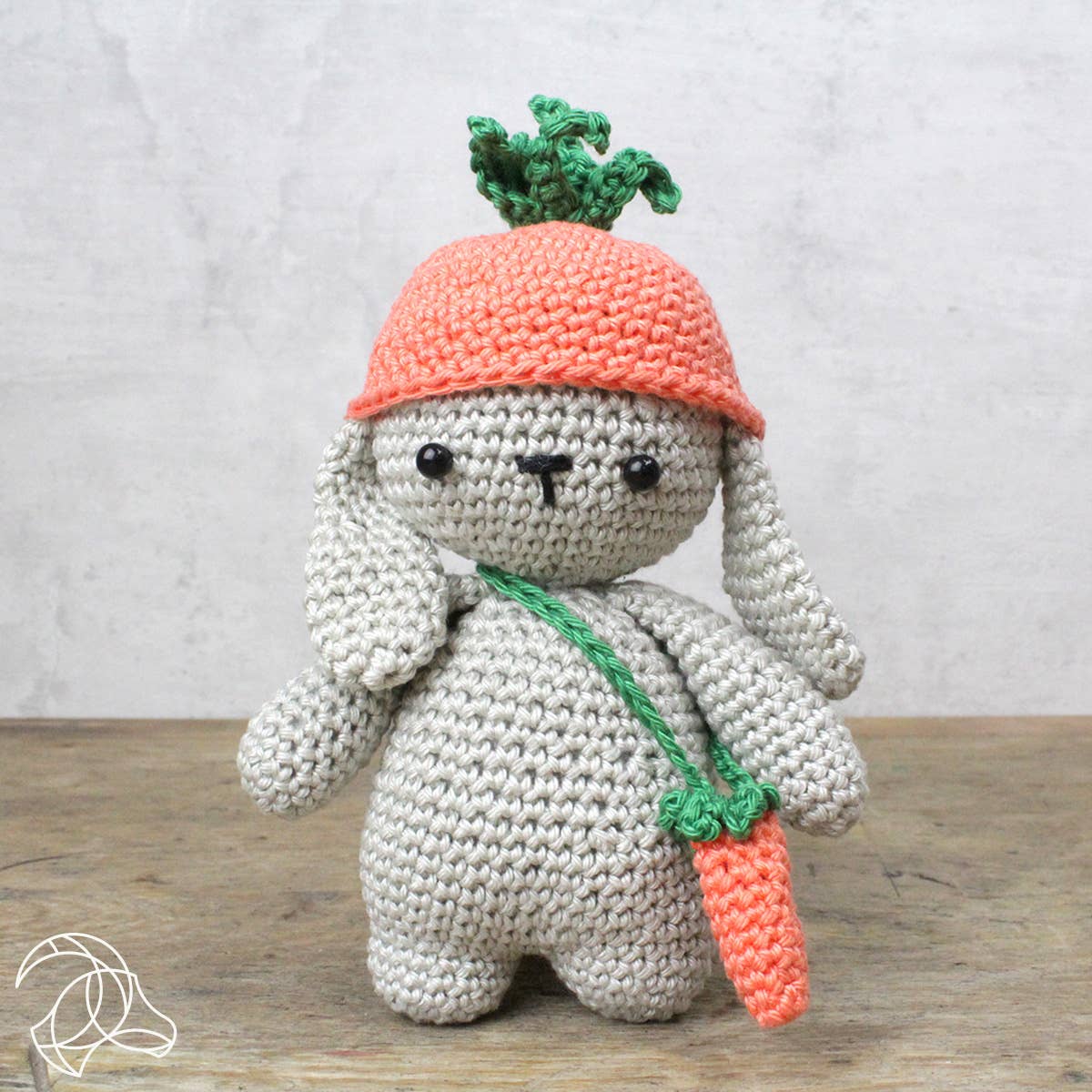Hardicraft - DIY Crochet Kit - Frank Rabbit