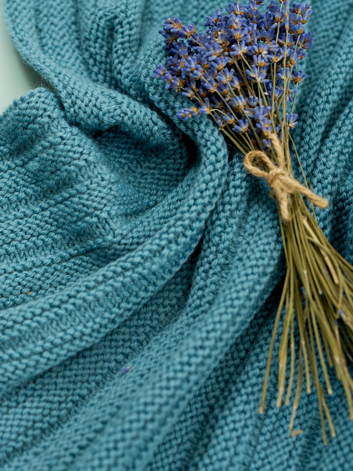 WYS Baloo: Wendedecke in Bo Peep DK von Sarah Hatton - Strickset