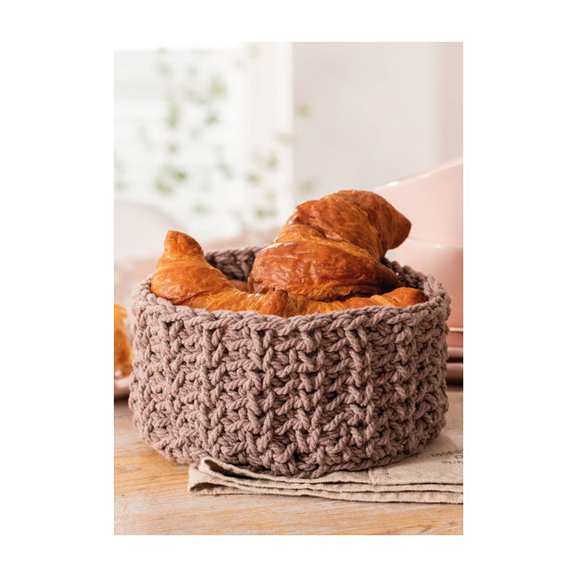 Small Basket Crochet Pattern (FREE PDF Download)