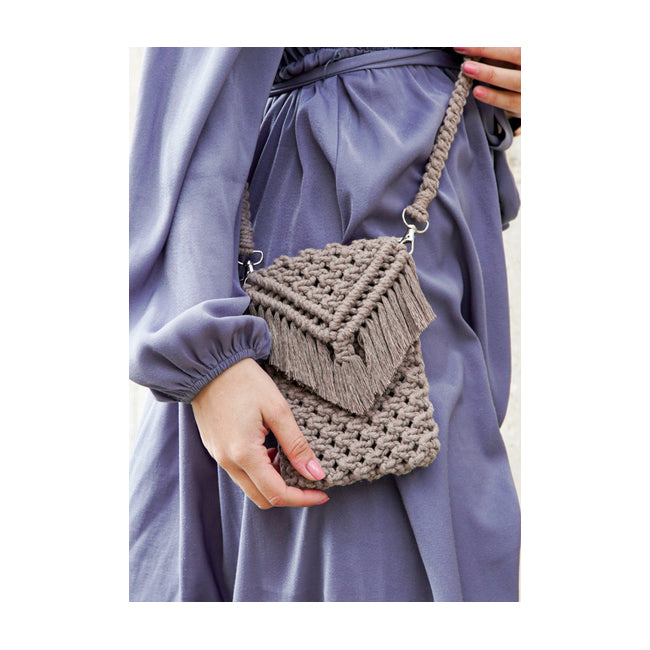 Macramé Mobile Pouch (FREE PDF download)