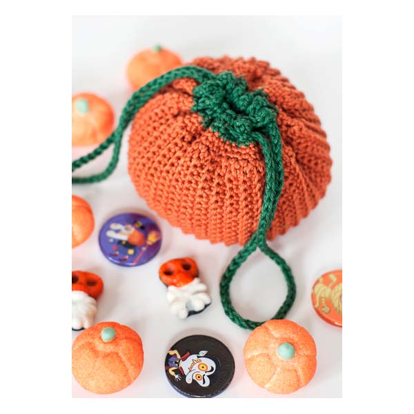 Häkelanleitung für eine Halloween-Kürbis-Leckerli-Tüte (PDF-Download)