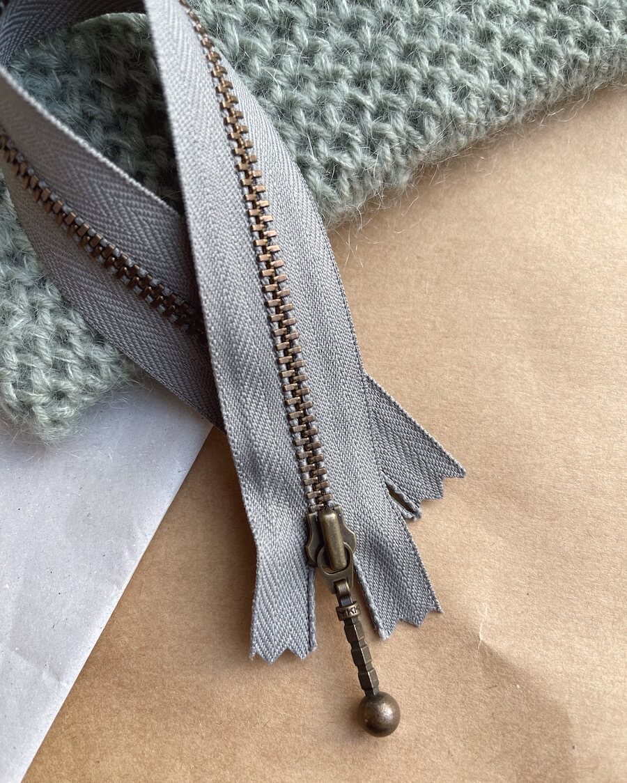 Petiteknit Zipper 23cm