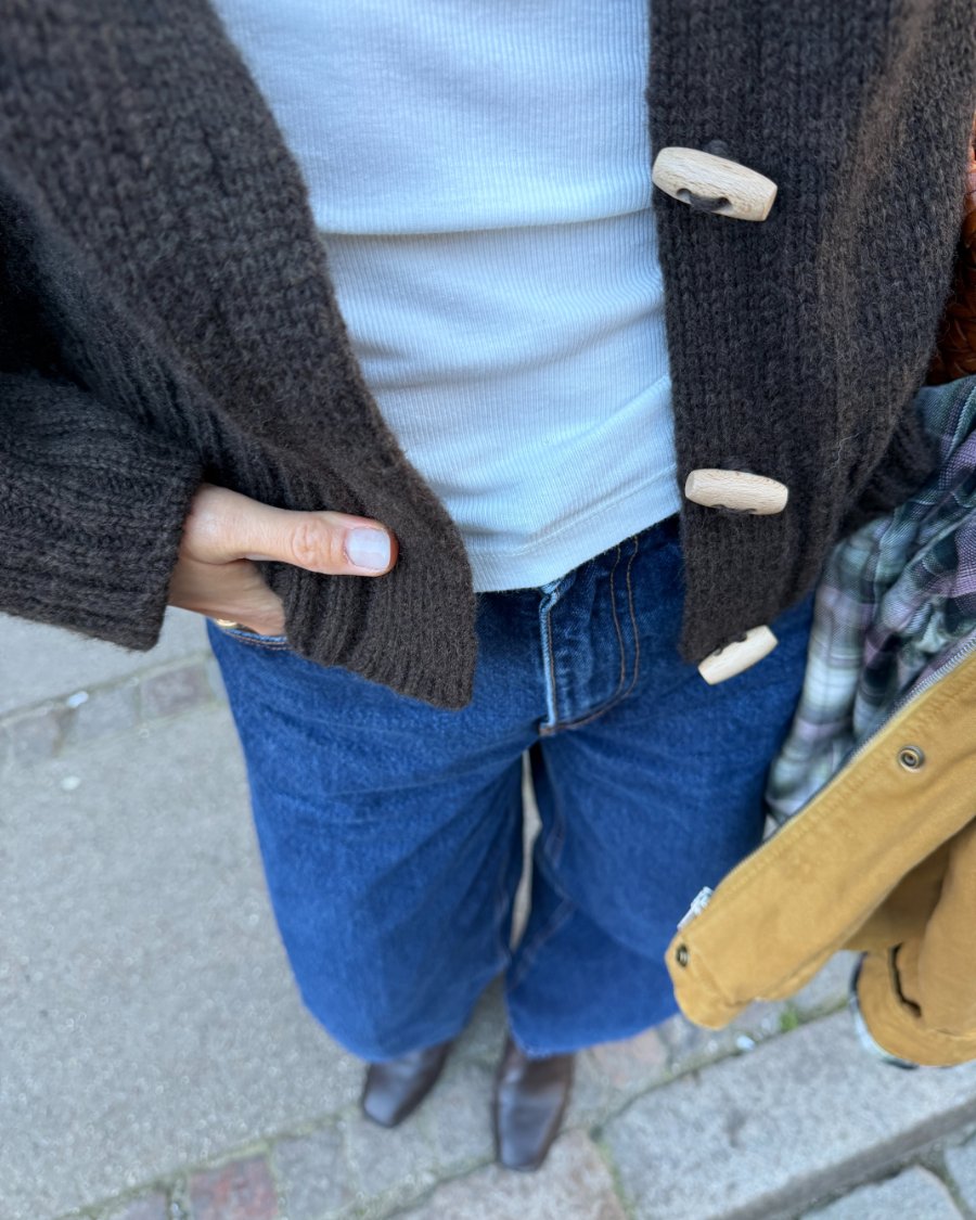 Close view of the toggle fastenings on the PetiteKnit Hannah Jacket