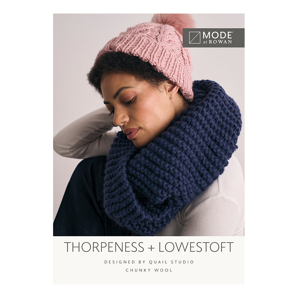 Mode bei Rowan Thorpeness Mütze und Lowestoft Snood - Strickmuster