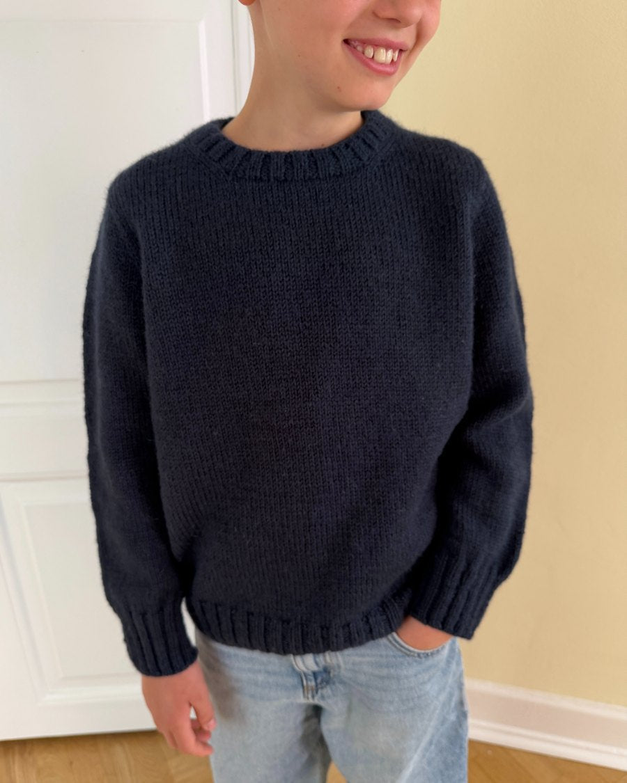 Niels Sweater Junior side view