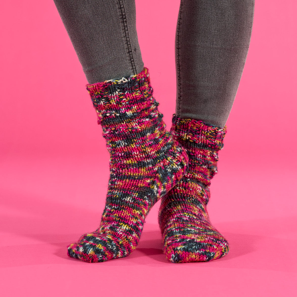 Socks Wave Pattern WYS Sound Waves - Sock Knitting Pattern (FREE PDF download)