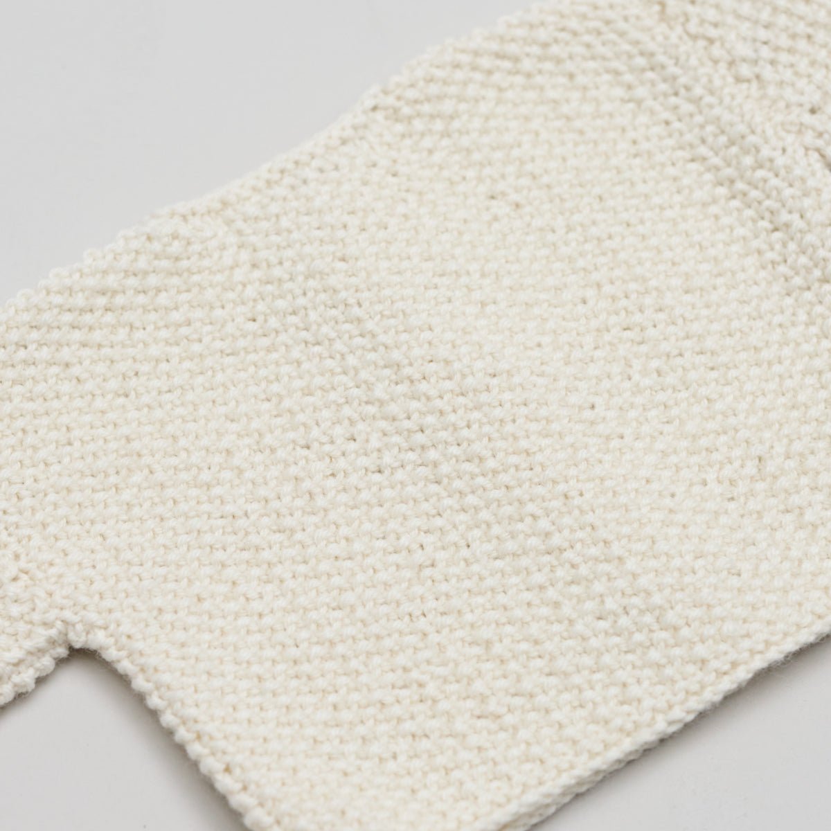 Beau Baby Cardigan - Knitting Kit