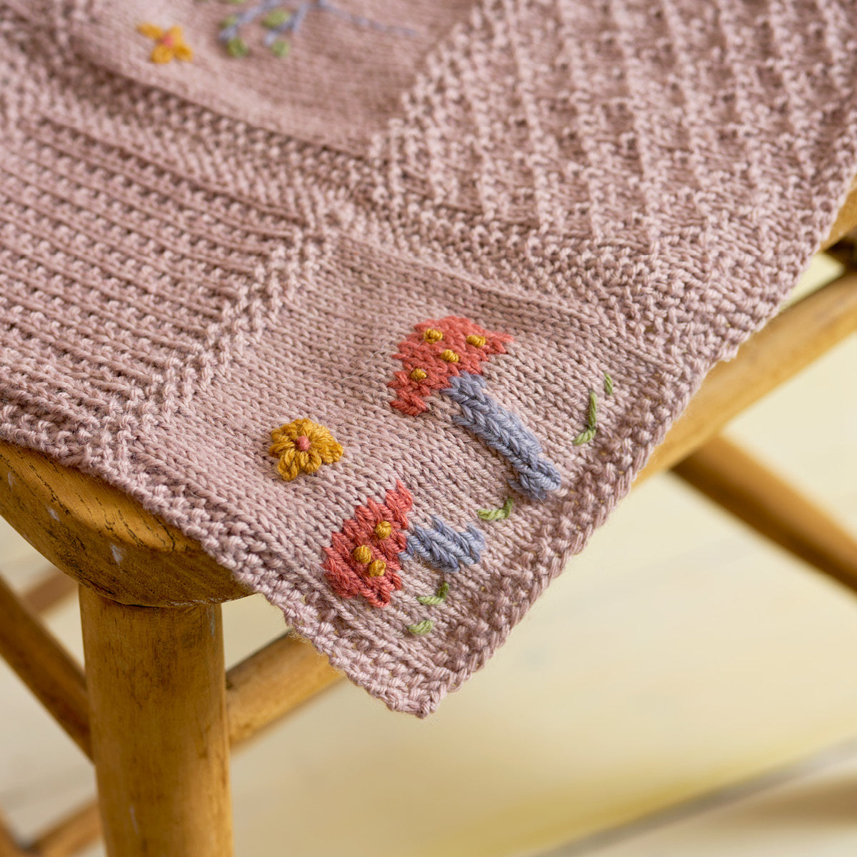 Leaping Hare Blanket - Knitting Pattern