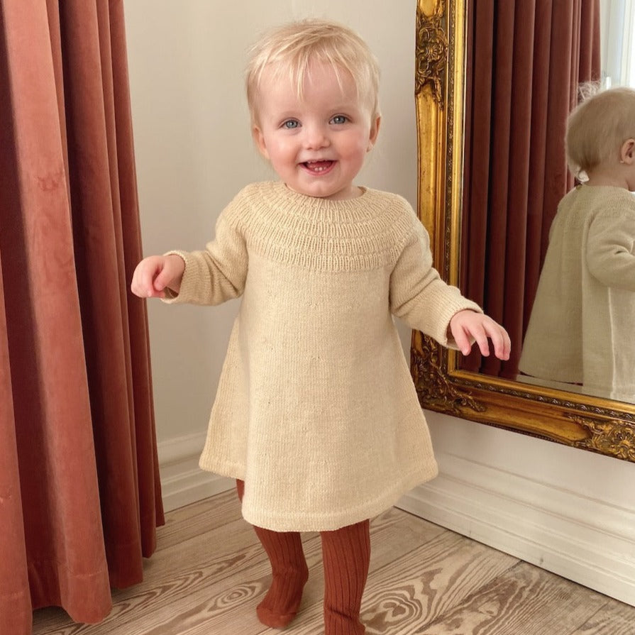 PetiteKnit Ankers Kleid - Strickmuster