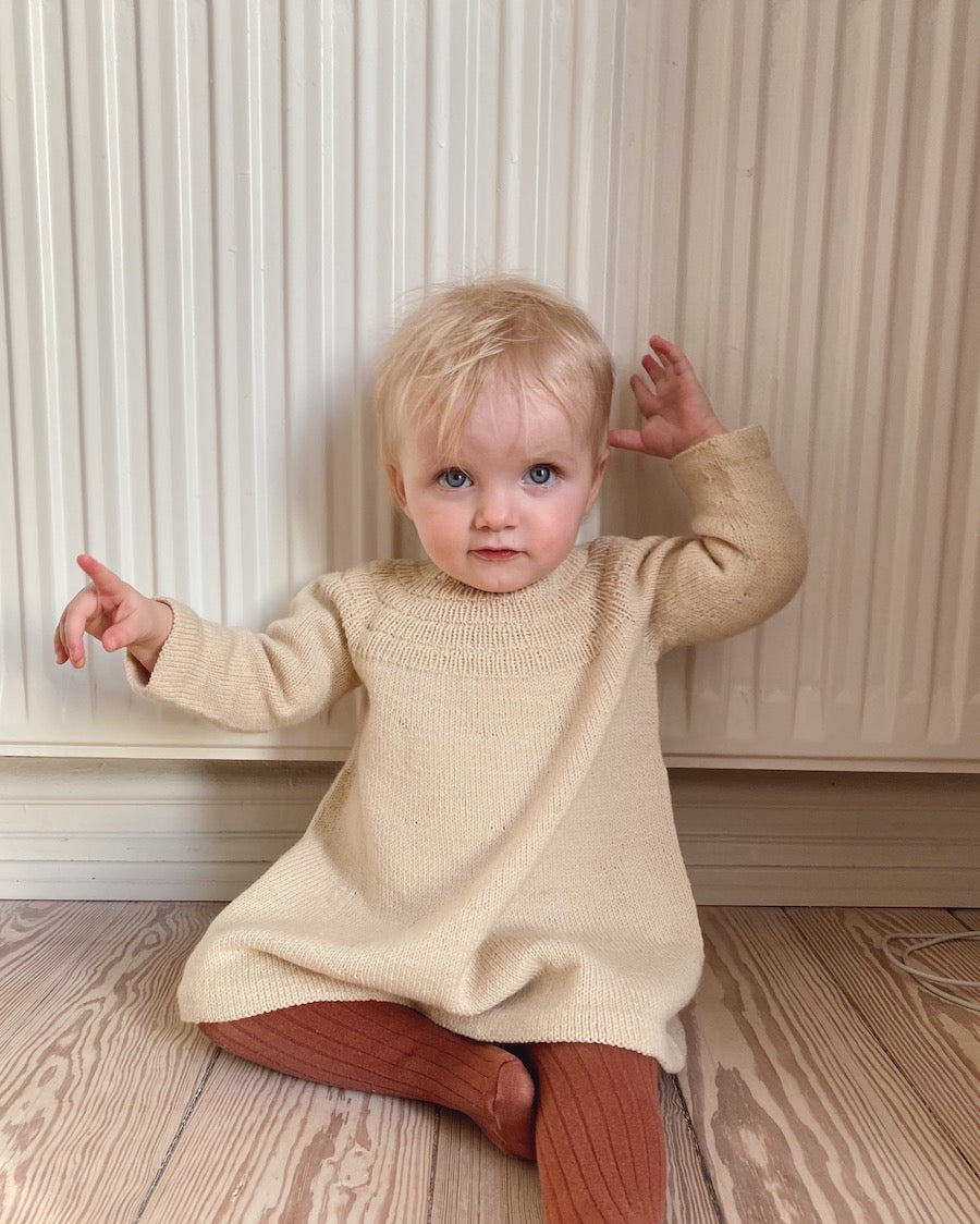 PetiteKnit Ankers Kleid - Strickmuster