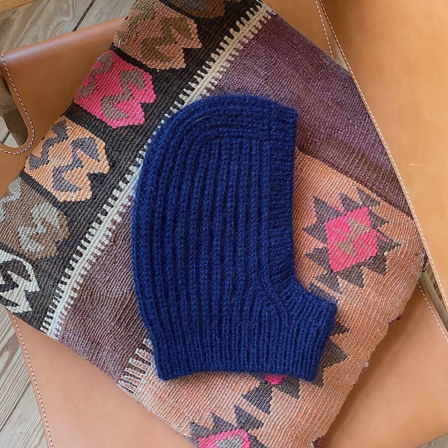 PetiteKnit November Balaclava - Strickmuster