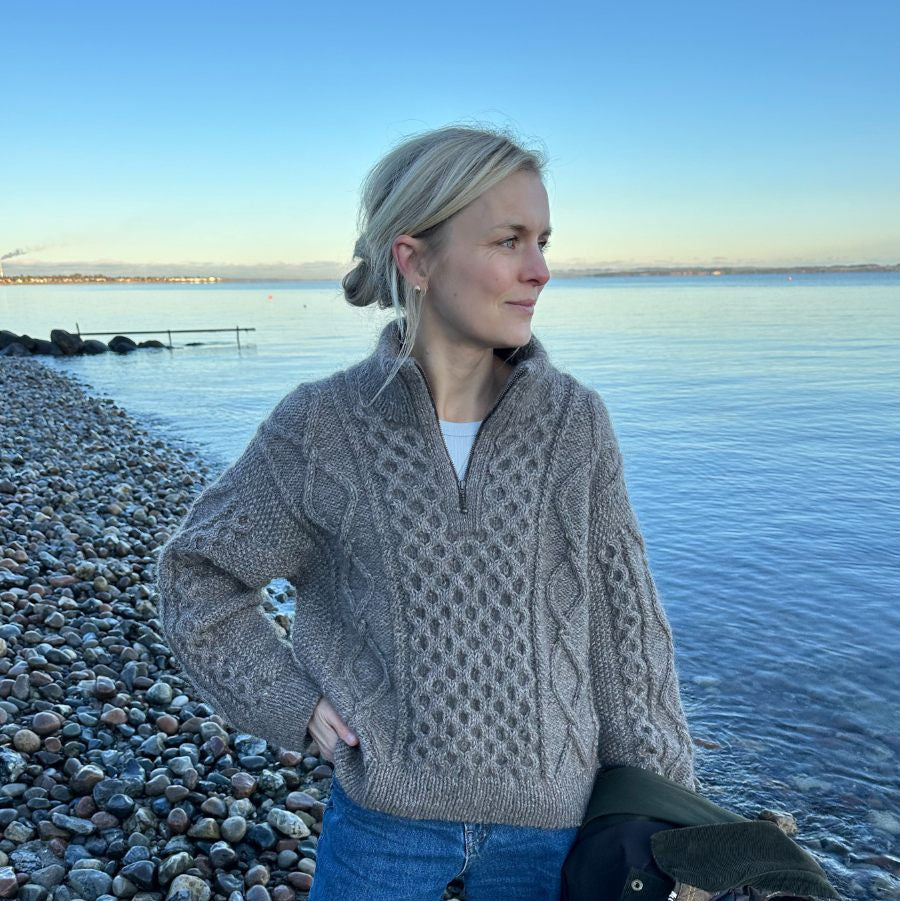 PetiteKnit Dagmar Zipper Sweater - Knitting Pattern