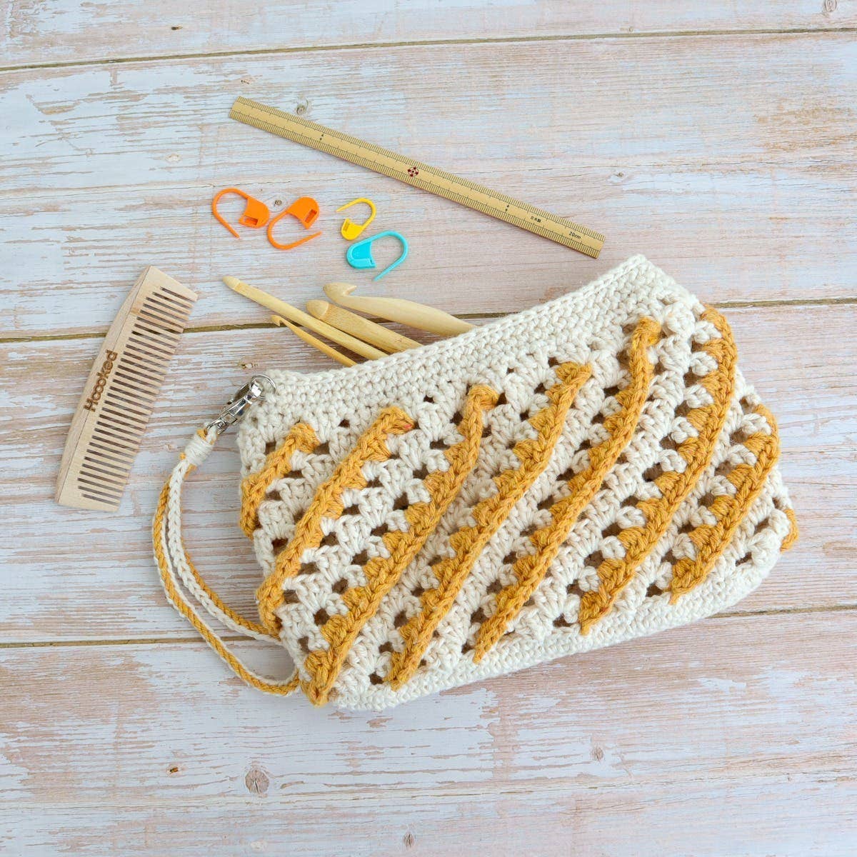 Hoooked Kuala Lumpur Clutch - Crochet Kit