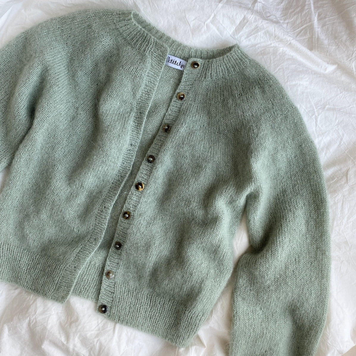 PetiteKnit Novice Cardigan – Mohair Edition – Strickmuster