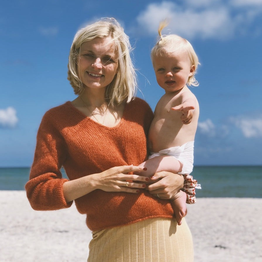 PetiteKnit Cumulus Blouse V-neck - Knitting Pattern