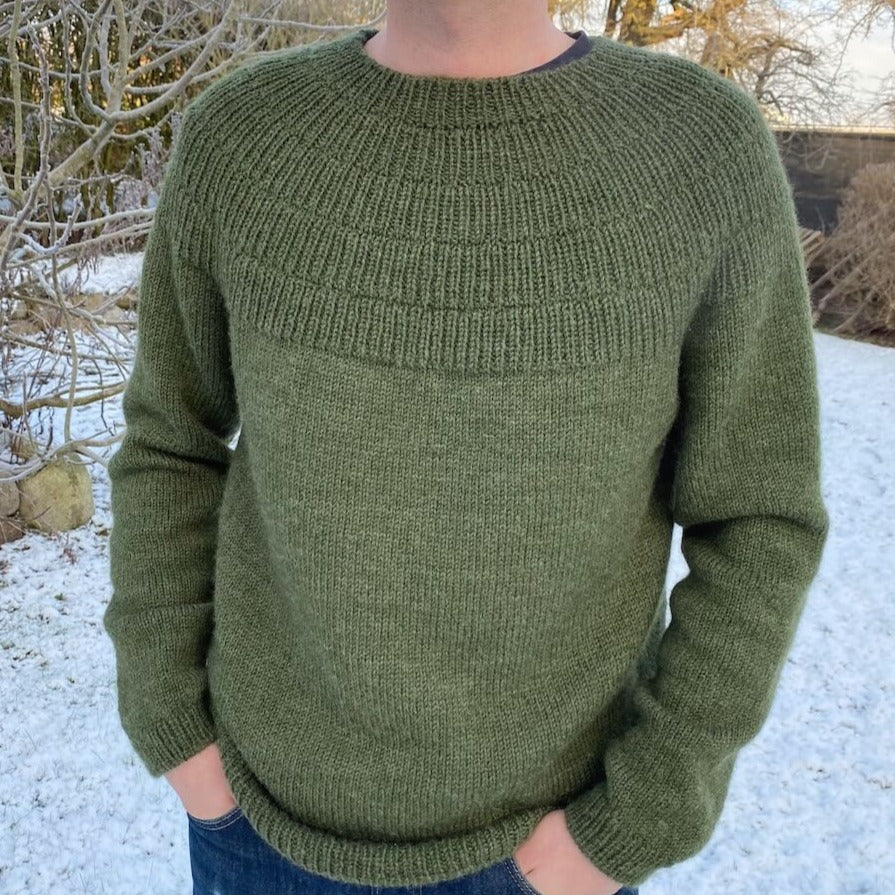 PetiteKnit Anker's Pullover in der Größe meines Freundes - Strickmuster