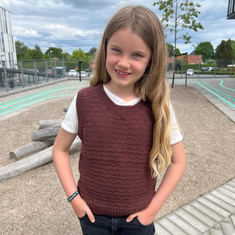 PetiteKnit Sille Slipover Junior - Knitting Pattern