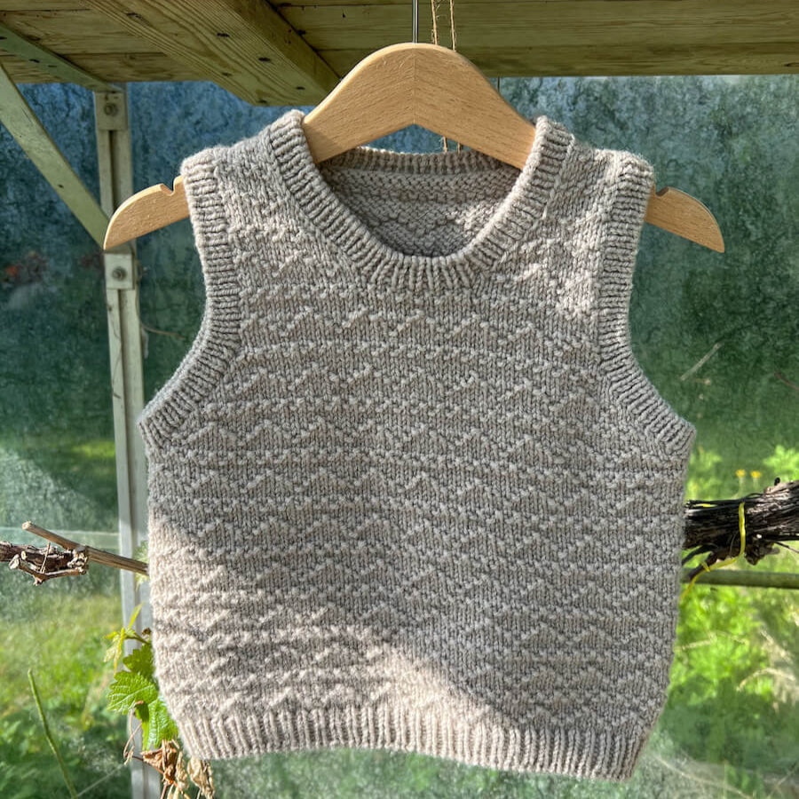 PetiteKnit - Anker's Sweater - Strickset - Limitierte Auflage aus Rowan-Baumwolle 