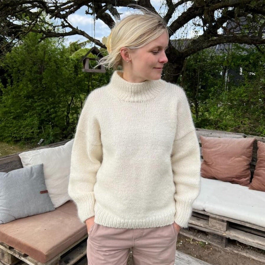 PetiteKnit Weekend Sweater - Knitting Pattern