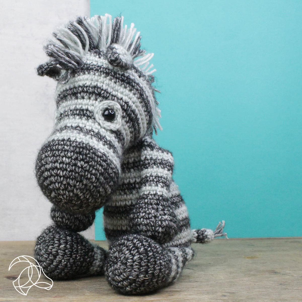 HardiCraft Dirk Zebra Crochet Kit