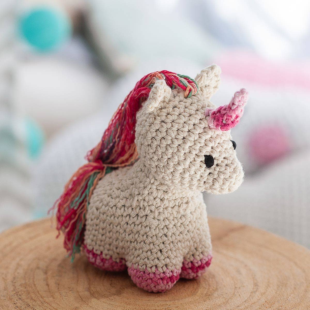 Hoooked Nora Unicorn - Crochet Kit