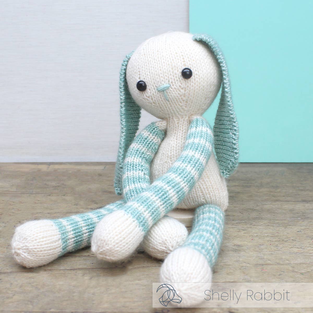 Hardicraft - Shelly Rabbit - Knitting Kit