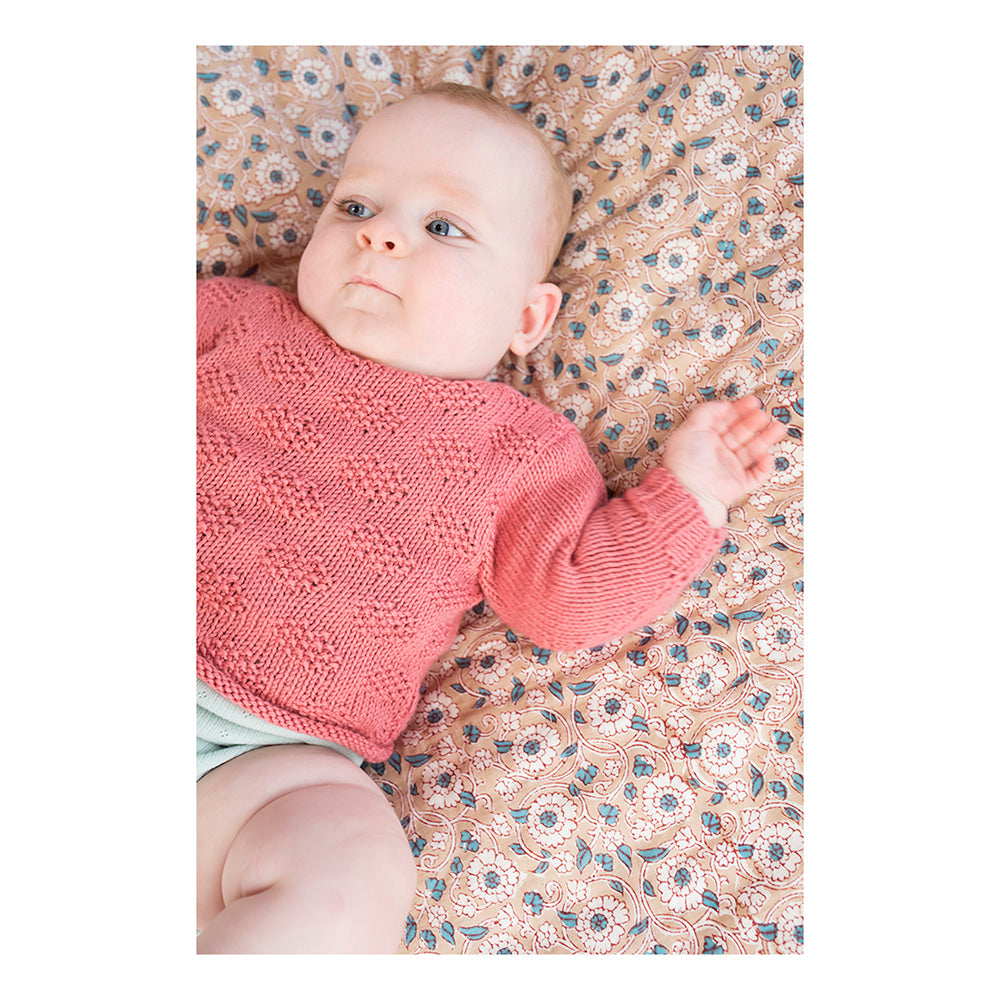 Babypullover mit Sonnenflecken – Strickmuster (PDF-Download) 